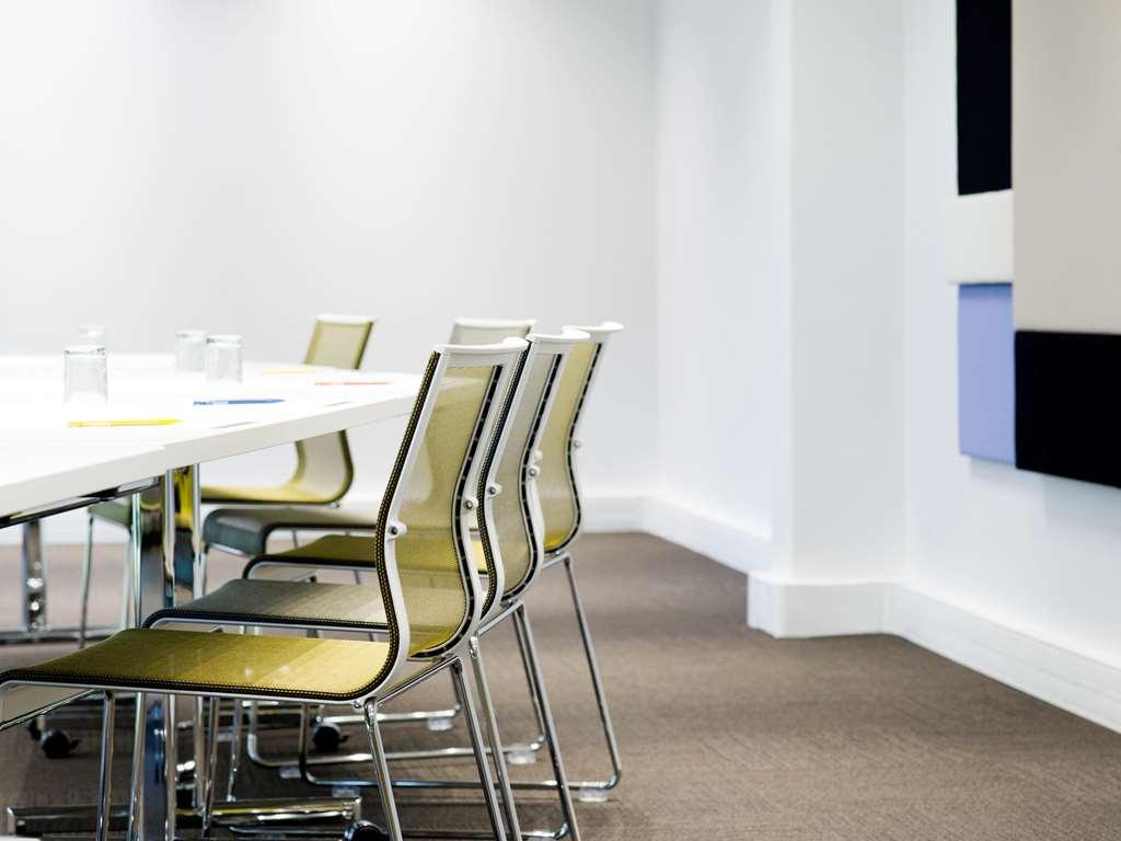 Novotel Charleroi Centre מראה חיצוני תמונה