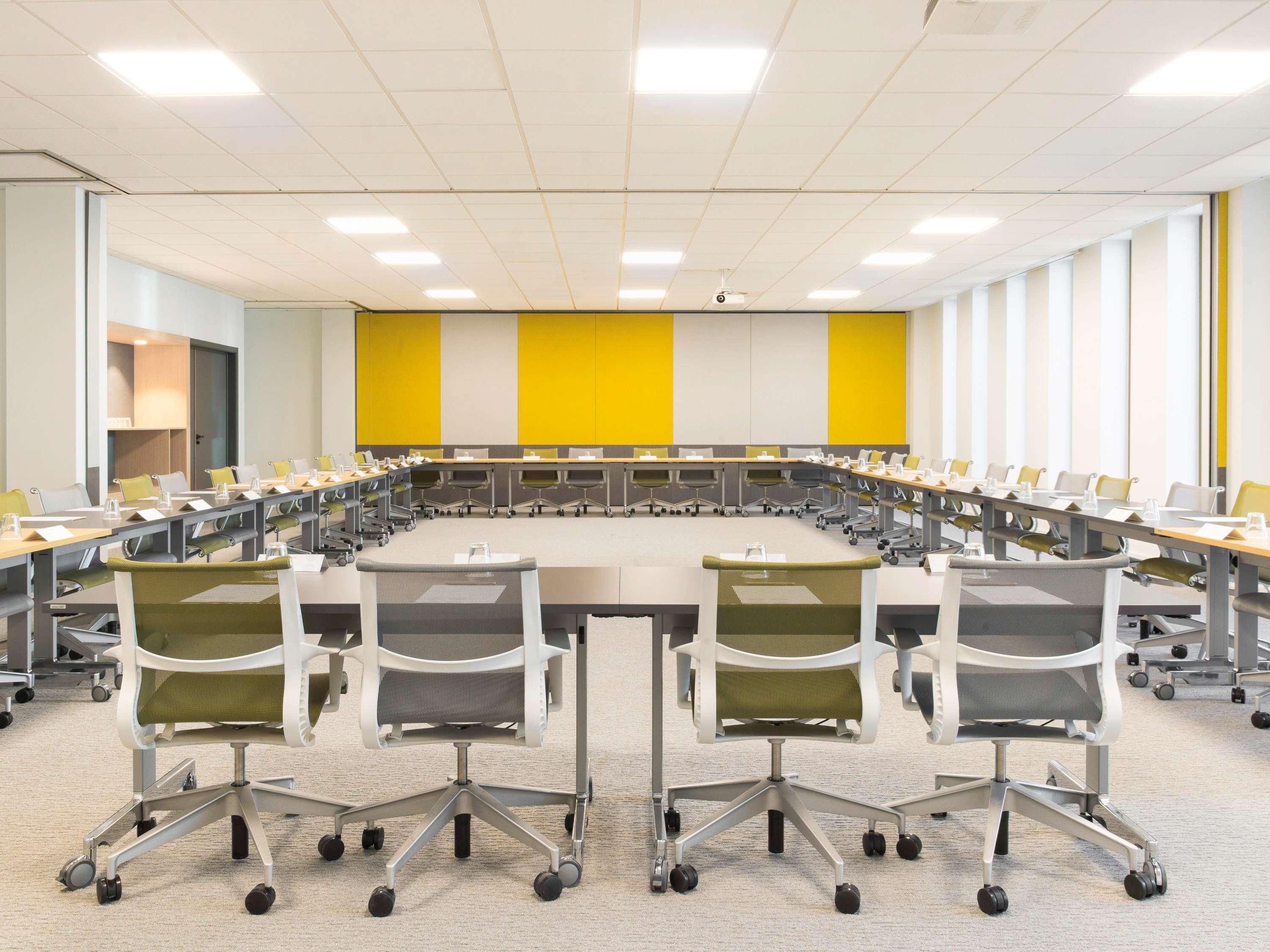 Novotel Charleroi Centre מראה חיצוני תמונה