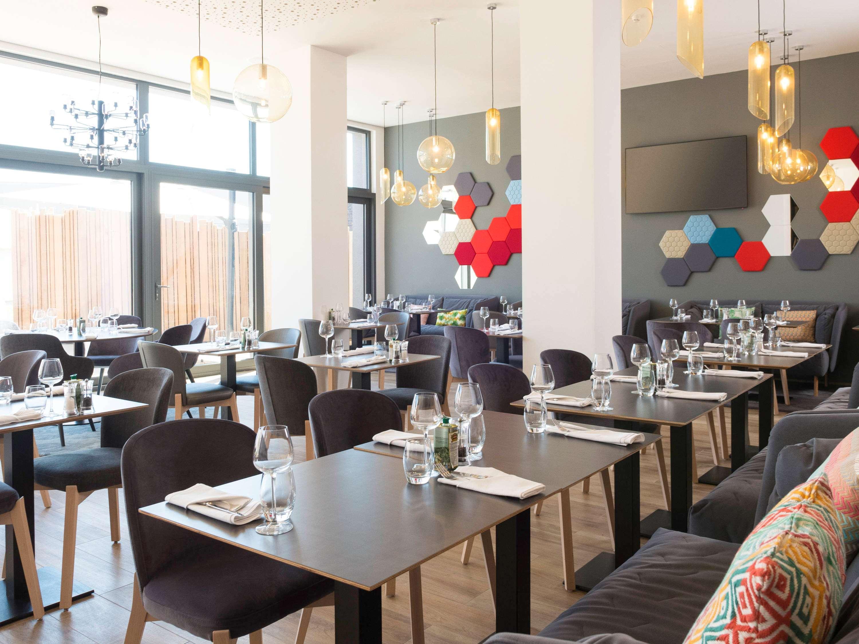 Novotel Charleroi Centre מראה חיצוני תמונה